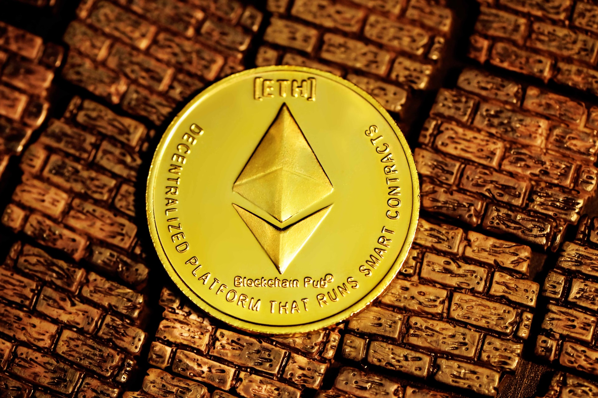 كيفية عمل عملة الإيثريوم ETH