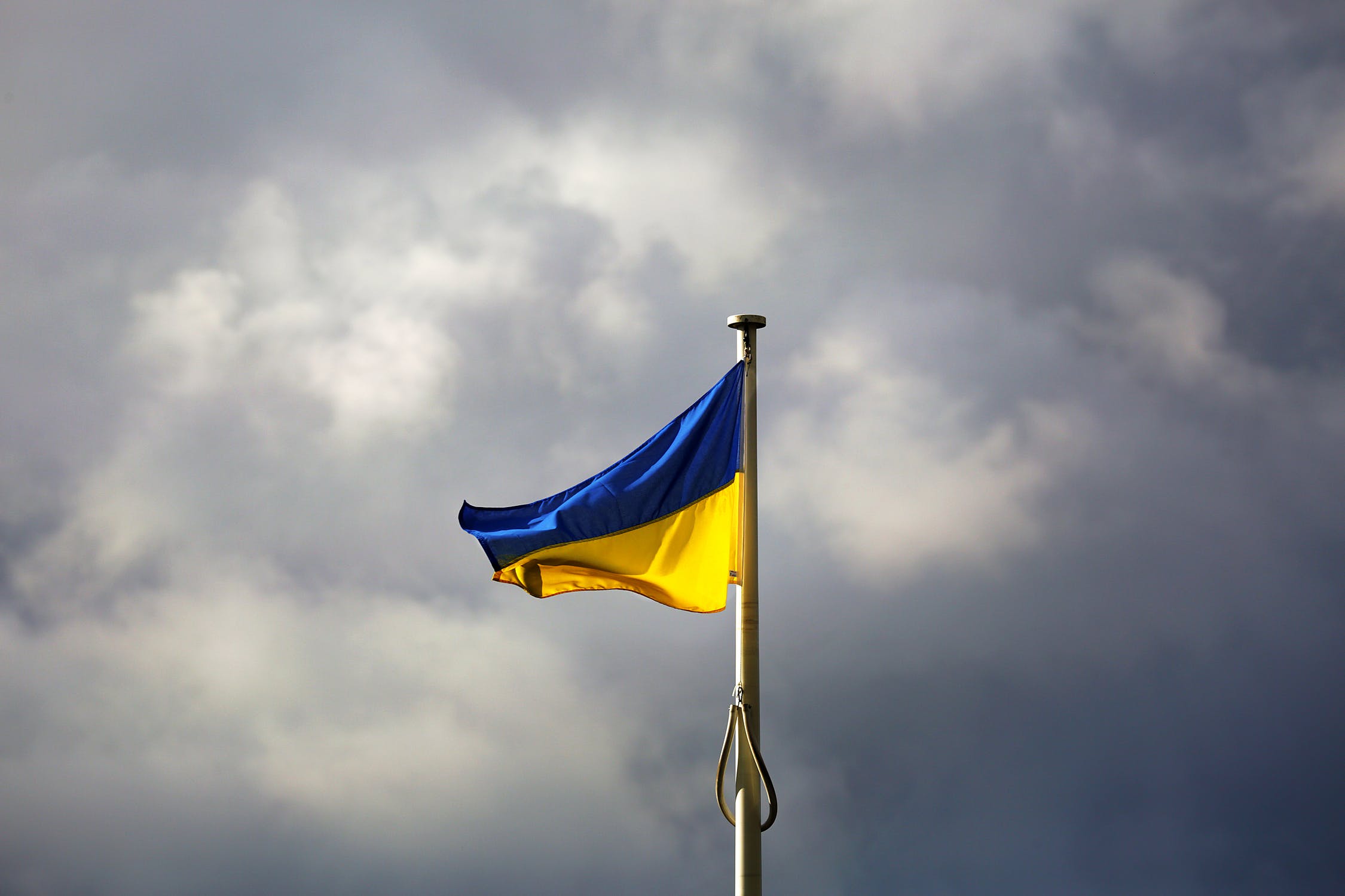 البنك المركزي في أوكرانيا يحظر شراء العملات المشفرة بالعملة المحلية هريفينا